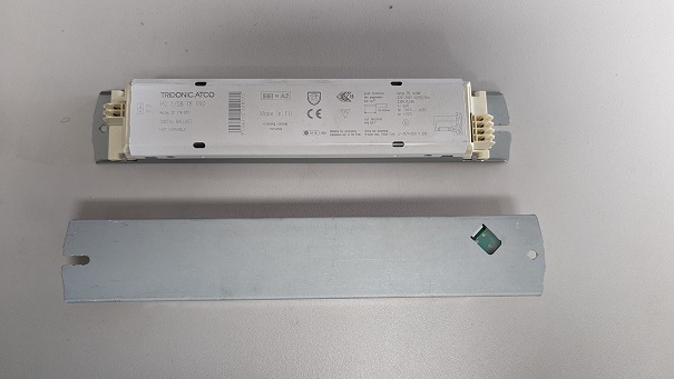 TRIDONIC PC 1/58 T8 PRO Surplus Stock (LOC. C8)