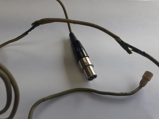 Sennheiser MKE2 Beige Lapel Mic (4p pin mini xlr) EX-HIRE -- CABLE DAMAGED