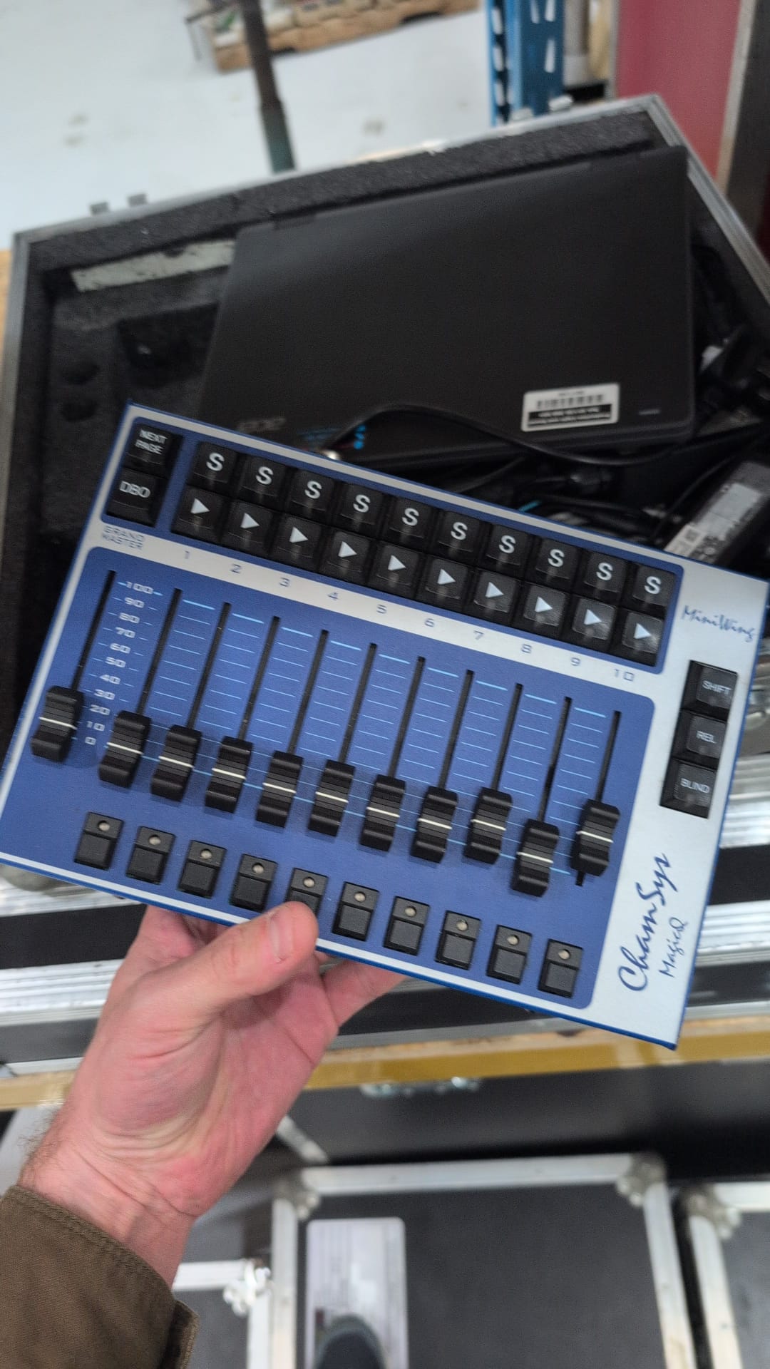 Chamsys - PC-Wing  Ex-hire (Loc. DRAX)